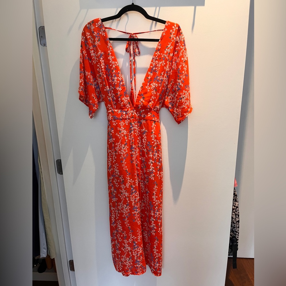 Red floral deep v capri jumpsuit size small